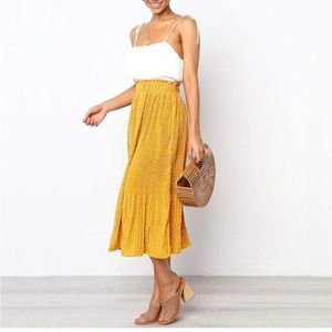 Perfect midi skirt for all seasons!